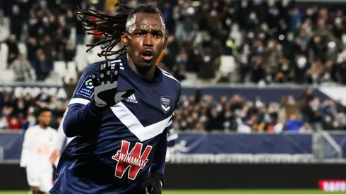 No es de Europa: Alberth Elis podría jugar en este histórico club tras un año sin jugar