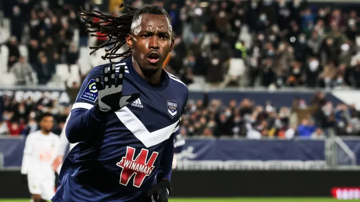 No es de Europa: Alberth Elis podría jugar en este histórico club tras un año sin jugar