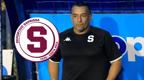 José Giacone en el banco de Saprissa.