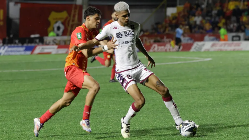 La última vez que Saprissa goleó 3-0 a Herediano en la Cueva fue en la semifinal del Apertura 2021.