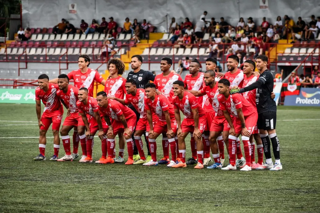 Santos atraviesa un momento complicado (Santos).