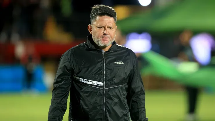 Jafet Soto se mete con una debilidad de Guimaraes