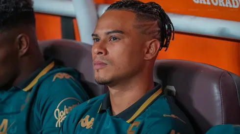 No pierde el tiempo: Youstin Salas se olvida de Saprissa con un nuevo club en Costa Rica.