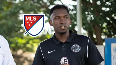 Albert Elis recibe mala noticia para su regreso a las canchas