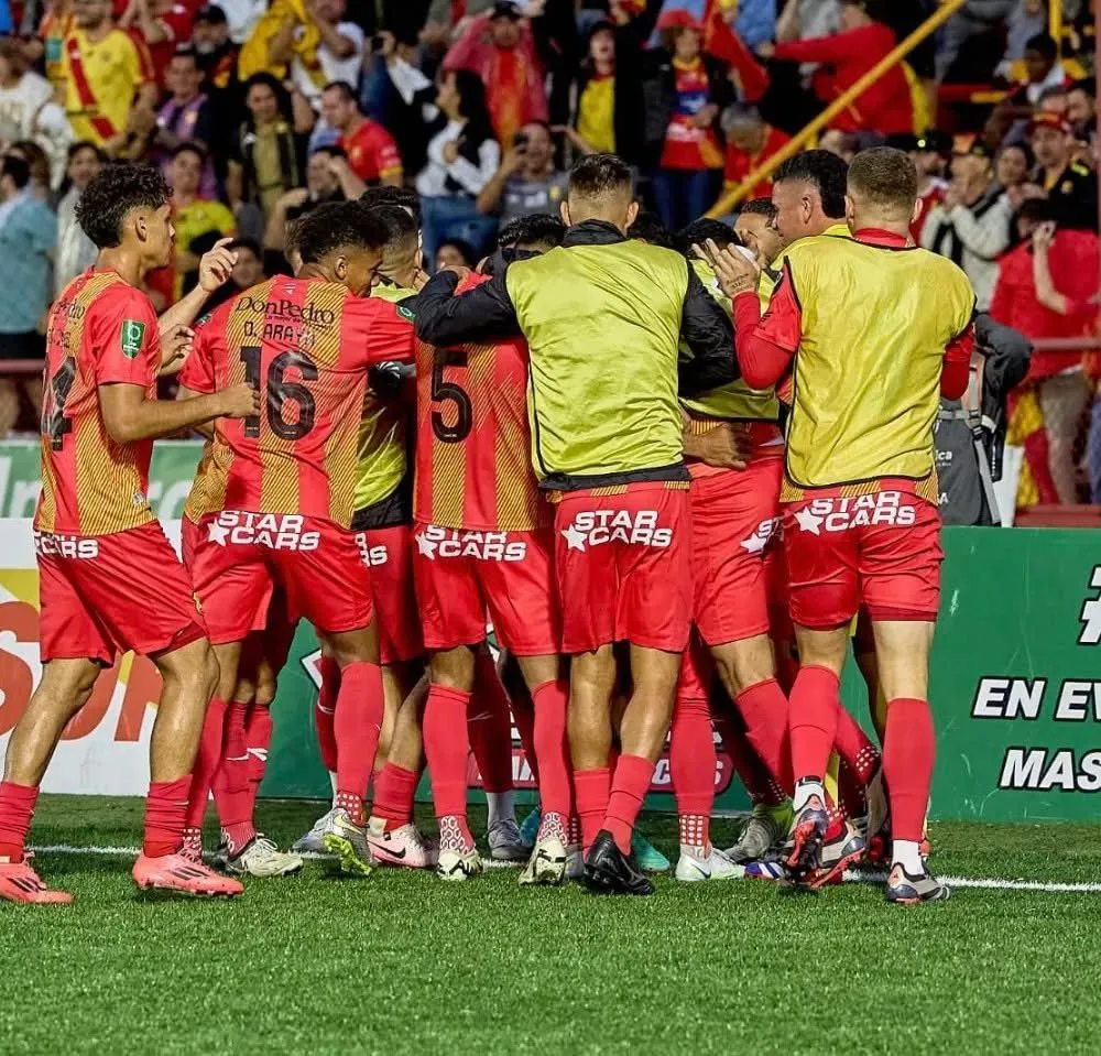 Herediano dejó a los manudos al borde del nocaut.