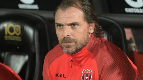 Andrés Carevic esperó al momento justo: su aparición tras el fracaso de Alajuelense.