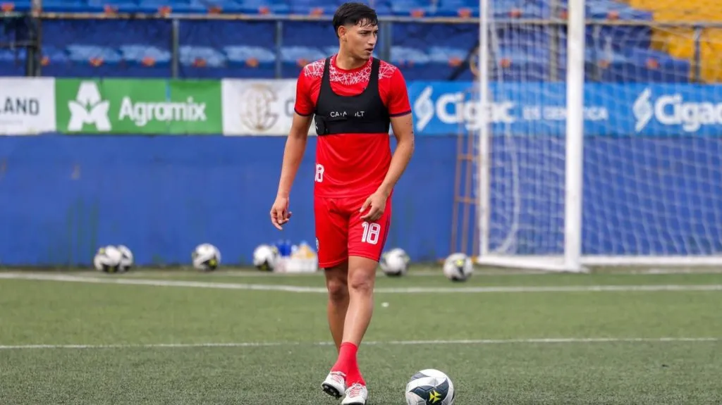 Joseth Peraza se quedaría en AD San Carlos. (Instagram)