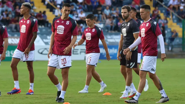 La limpieza en Saprissa: José Giacone lo descartó y ahora va a un rival en Costa Rica.