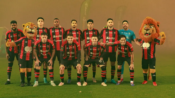 “Detalles mínimos”: lo buscan de Sudamérica y su futuro en Alajuelense está a punto de sentenciarse,