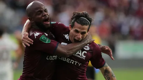 Javon East y Luis Paradela vuelven a conectar.