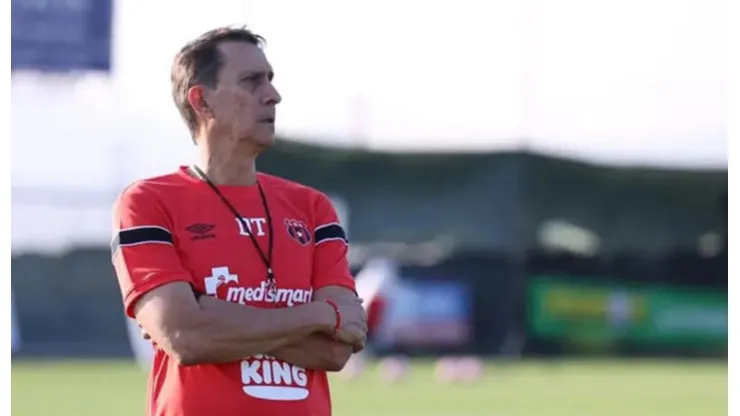 Alajuelense rompe el Mercado de Fichajes 2025 con un refuerzo de selección