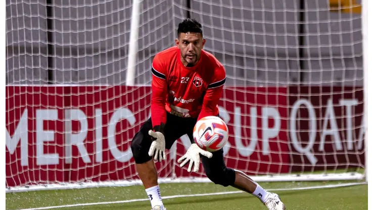Leo Moreira recibe un inesperado revés luego de oficializada su salida de Alajuelense