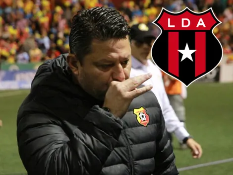 Alajuelense deja expuesto como nunca antes a Jafet Soto y le pega a Saprissa