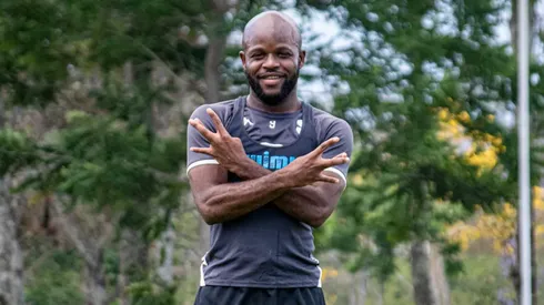 Nuevo equipo: Javon East sorprende a Costa Rica con su último anuncio.