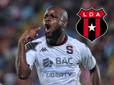 Javon East vuelve a sonar en Alajuelense: la respuesta que descoloca a Saprissa