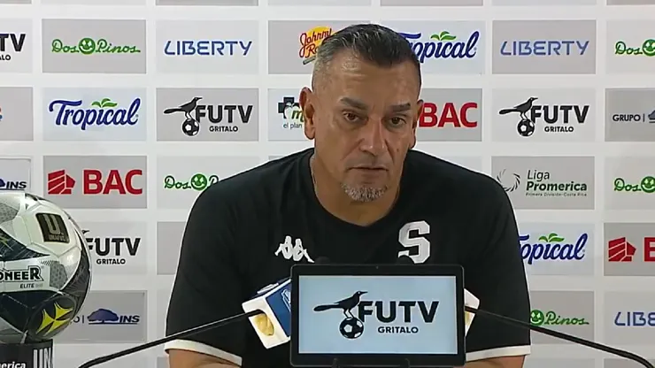 José Giacone no esconde su molestia tras el empate de Saprissa contra Pérez Zeledón