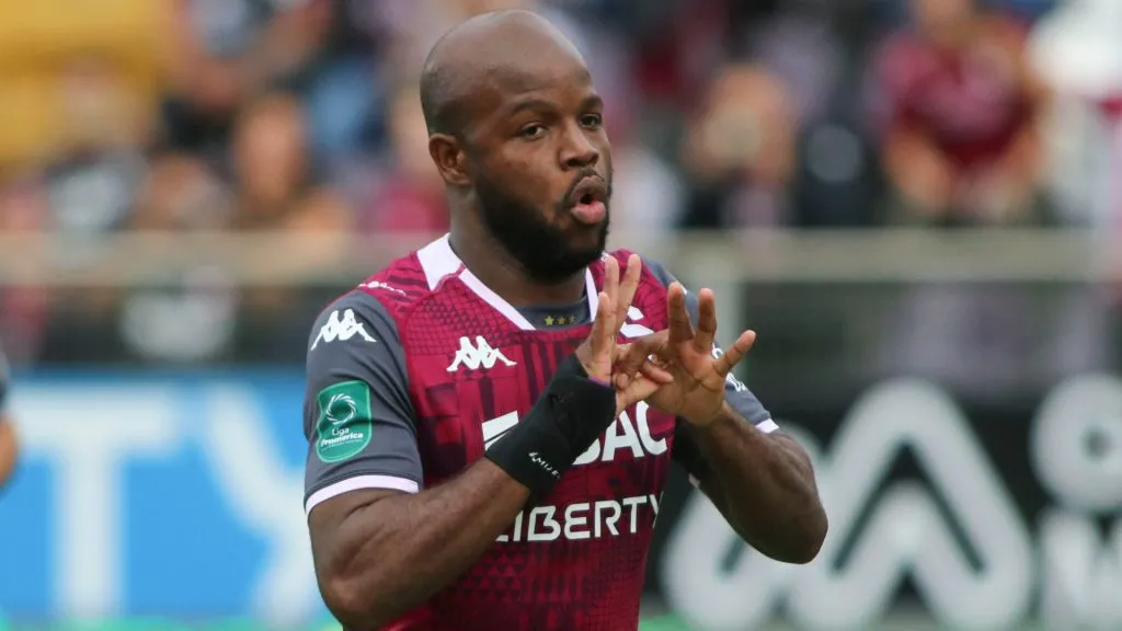 Javon East ya está en boca de muchos manudos.