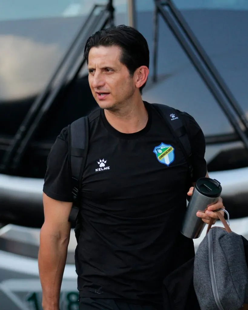 Ronald González – Comunicaciones