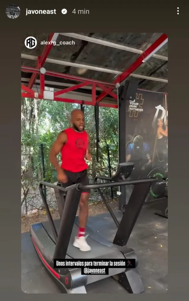 Javon East se mantiene en forma mientras está abocado en definir dónde jugará en 2025. (Foto: Alex RG)