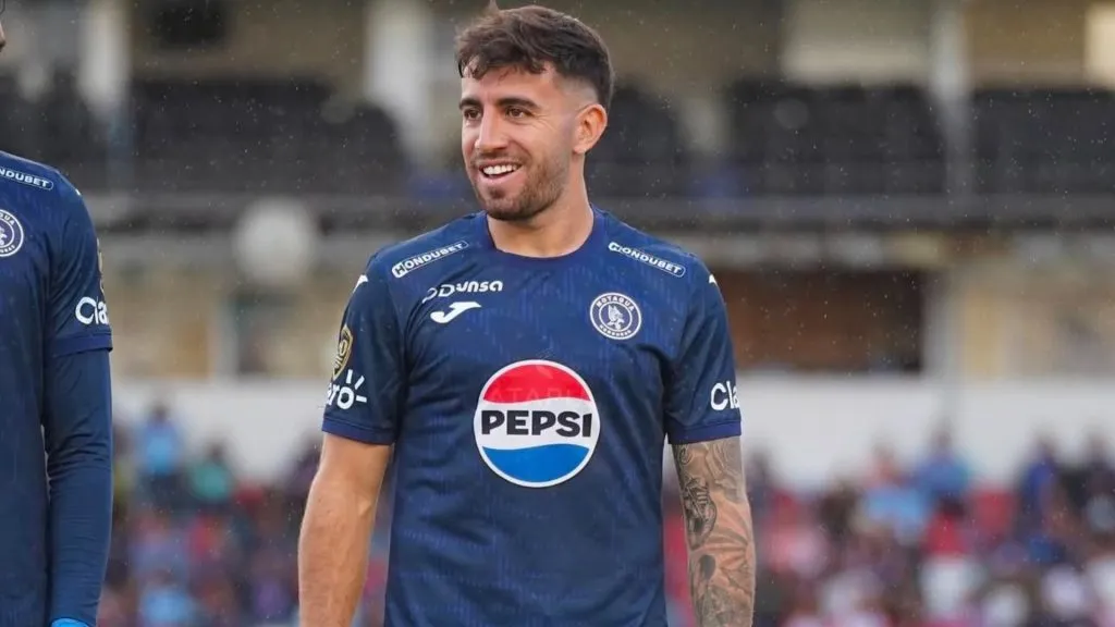 Agustín Auzmendi podría seguir su carrera en San Lorenzo.