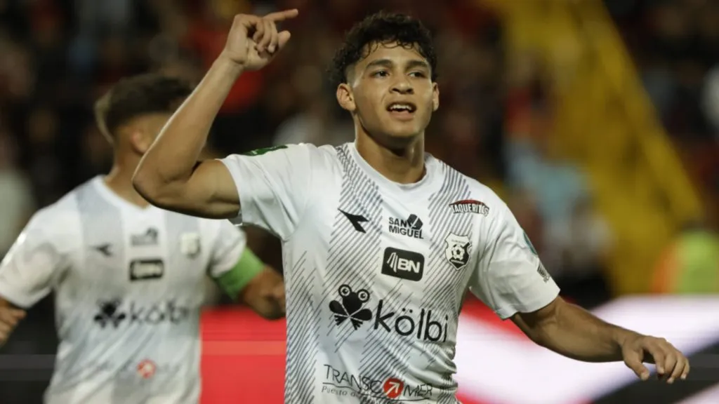 Andy Rojas está muy molesto con su situación en Herediano.