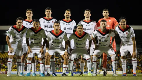 Guimaraes le bajó el pulgar y Alajuelense lo dejó ir