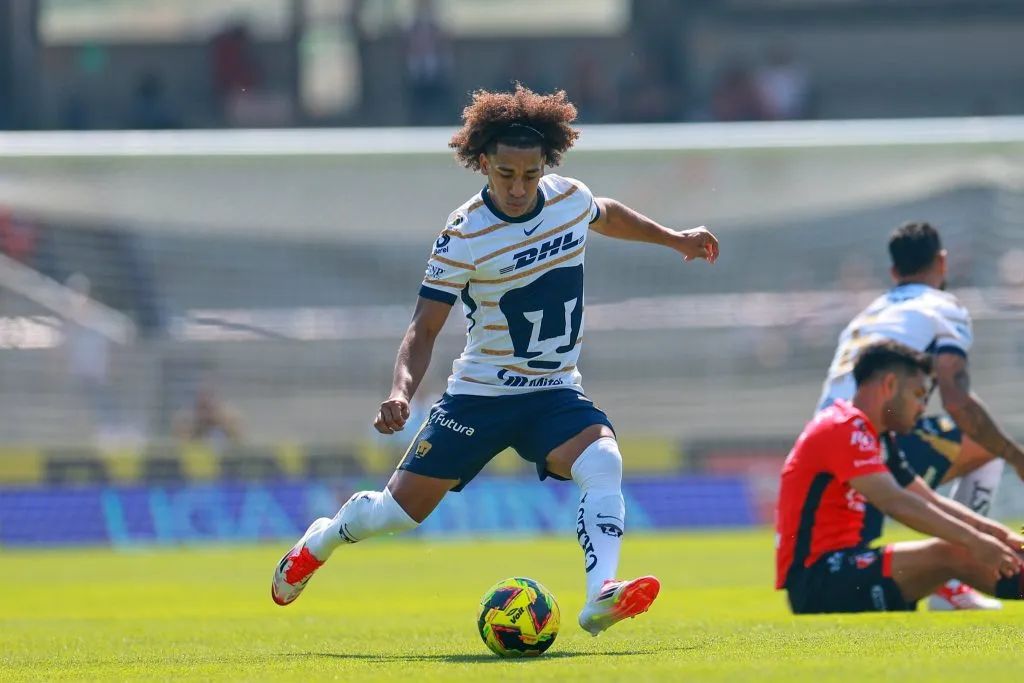 Adalberto Carrasquilla – Pumas