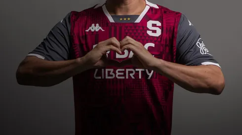 Vuelve un histórico campeón de Saprissa pero eligió a otro club de Costa Rica.