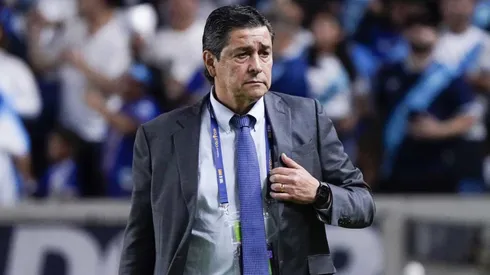 Luis Fernando Tena sufre la lesión de otro de sus incondicionales en la Selección de Guatemala