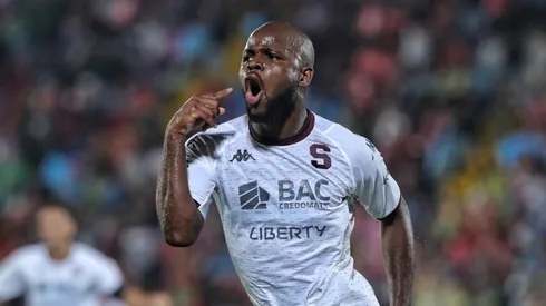 El delantero caribeño continuará su carrera fuera de Costa Rica.