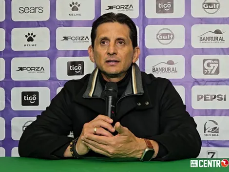 Ronald González provoca el enojo de los aficionados de Comunicaciones