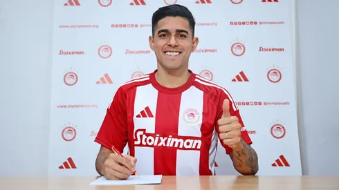 El futbolista catracho fue presentado este sábado.