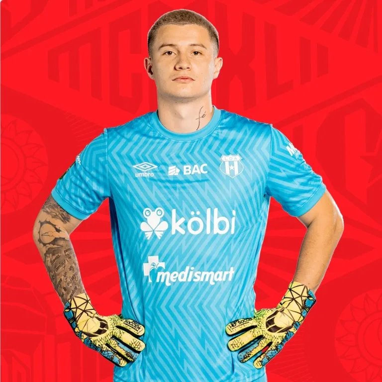 Johnny Álvarez se marcha de Alajuela a préstamo (LDA).