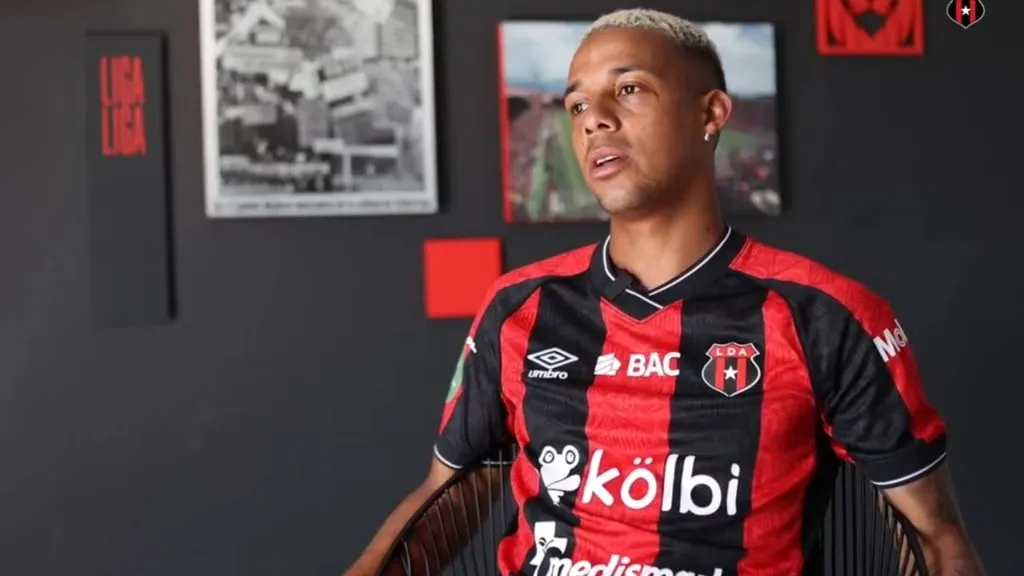 Jeison Lucumí habló en su presentación de Alajuelense.