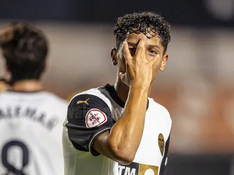 "Está en venta": Warren Madrigal se enfrenta a la noticia que jamás pensó escuchar en Valencia