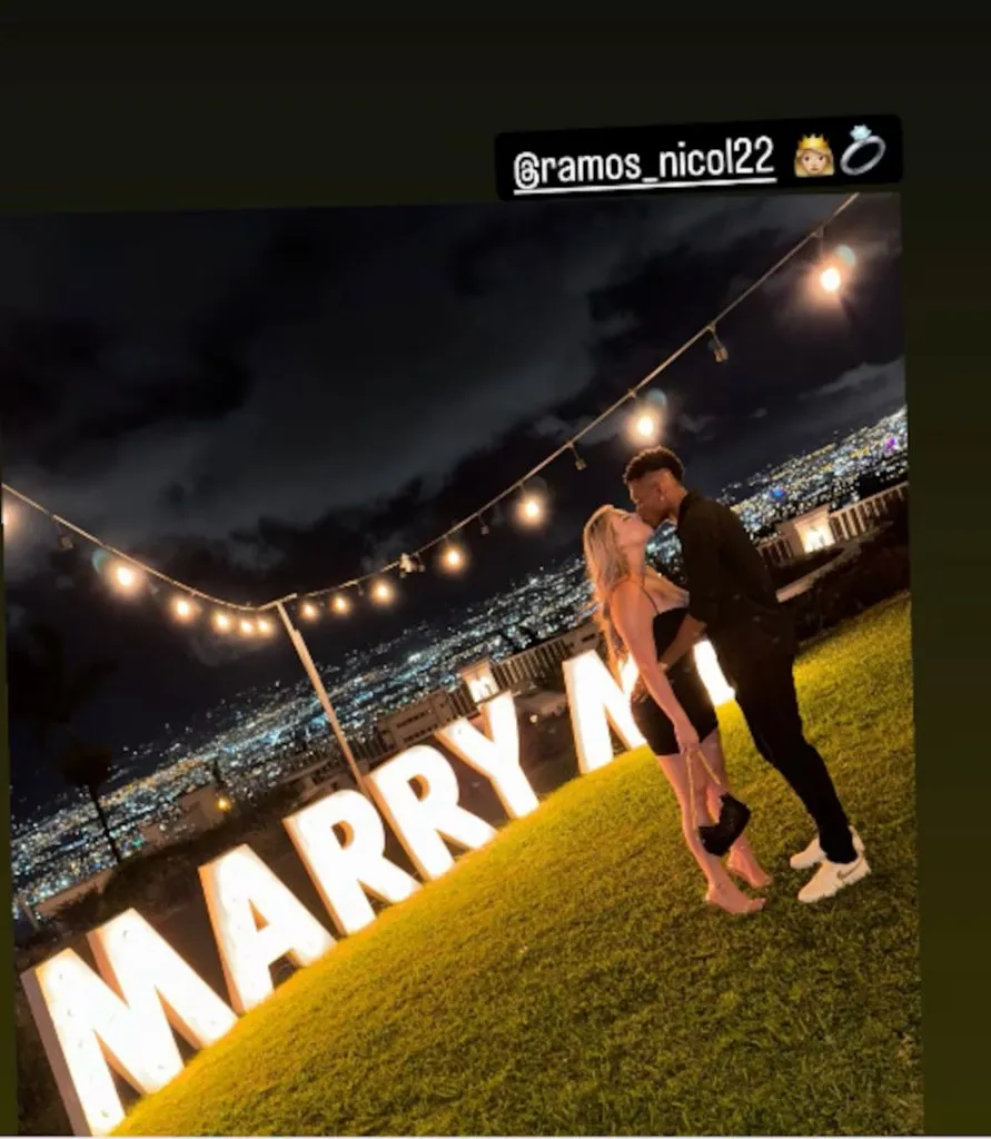 Orlando Sinclair se pasó al club de los casados.