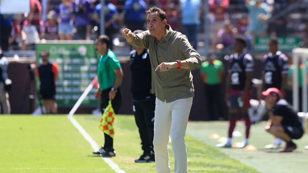 La Liga de Guimaraes sigue sin convencer en los partidos difíciles. (Foto: La Nación)