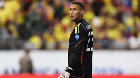 Sequeira le deja claro al Piojo quien debe ser el titular