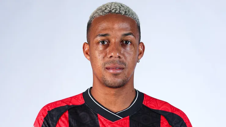 Jeison Lucumi es criticado por sus compañeros de Alajuelense.