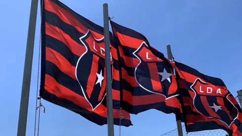 La furia estalla en Alajuelense: el mensaje de una figura que la afición no quería escuchar en medio de las protestas