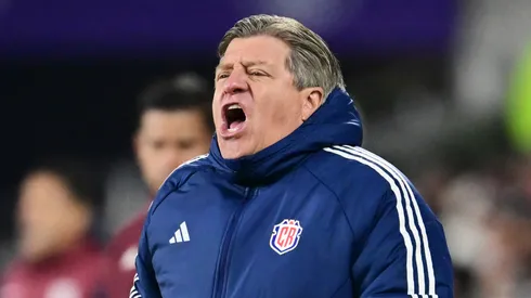 El Piojo se mete en la boca del lobo.