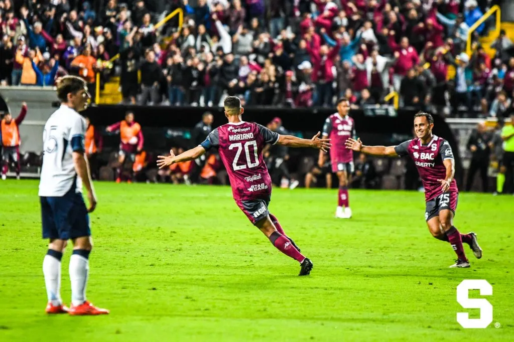 Saprissa logró una remontada agónica en el duelo de ida (Saprissa).