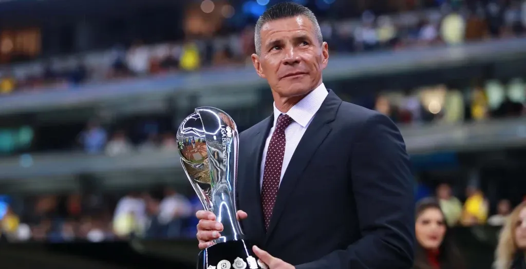 Alfredo Tena en su etapa como entrenador del América. Foto: Liga MX