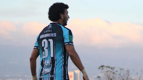 Michael Barrantes se queda afuera de Santa Ana