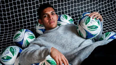 Alonso Martínez continuará jugando en el NYC.