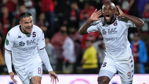 No se olvida de Saprissa: Javon East le manda un mensaje a David Guzmán tras el fracaso en Concachampions.