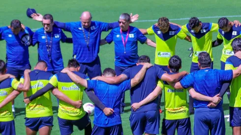 El Bolillo Gómez tuvo un imprevisto inesperado con uno de sus jugadores en su primer día en la Selección de El Salvador