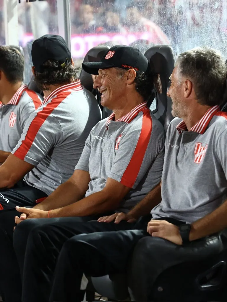 Troglio busca salir de la incómoda posición en la que se encuentra con Instituto.