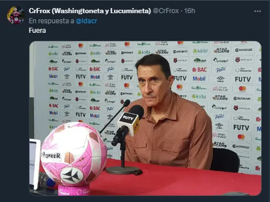 Aficionados de Alajuelense sobre Guimaraes.