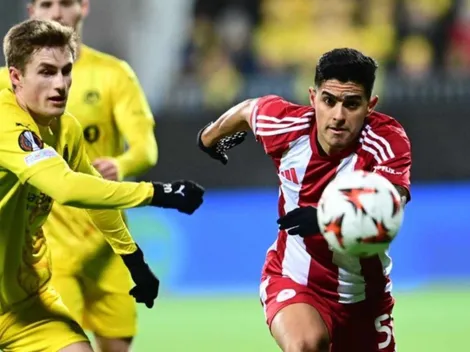 "El mejor" dentro del caos: esto pasó con Luis Palma en la debacle de Olympiacos en Europa League